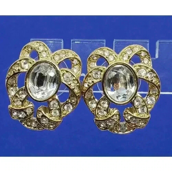Vintage Trifari Earrings Gold & Clear Rhinestone Pierced Ribbon Design - Picture 1 of 9
